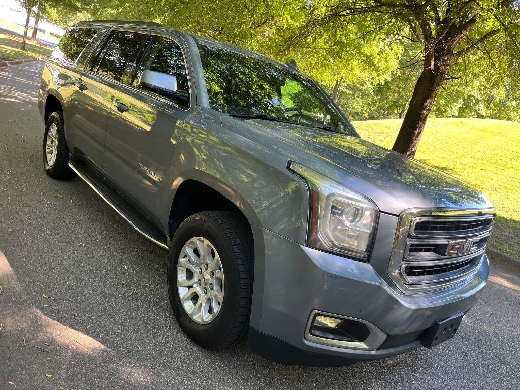 2015 GMC Yukon 4WD SLE's photo