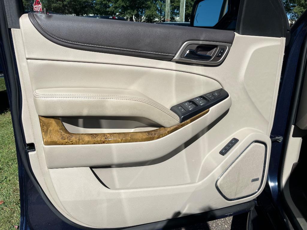 2017 GMC Yukon Denali - Photo 23