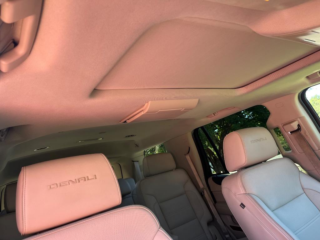 2017 GMC Yukon Denali - Photo 22