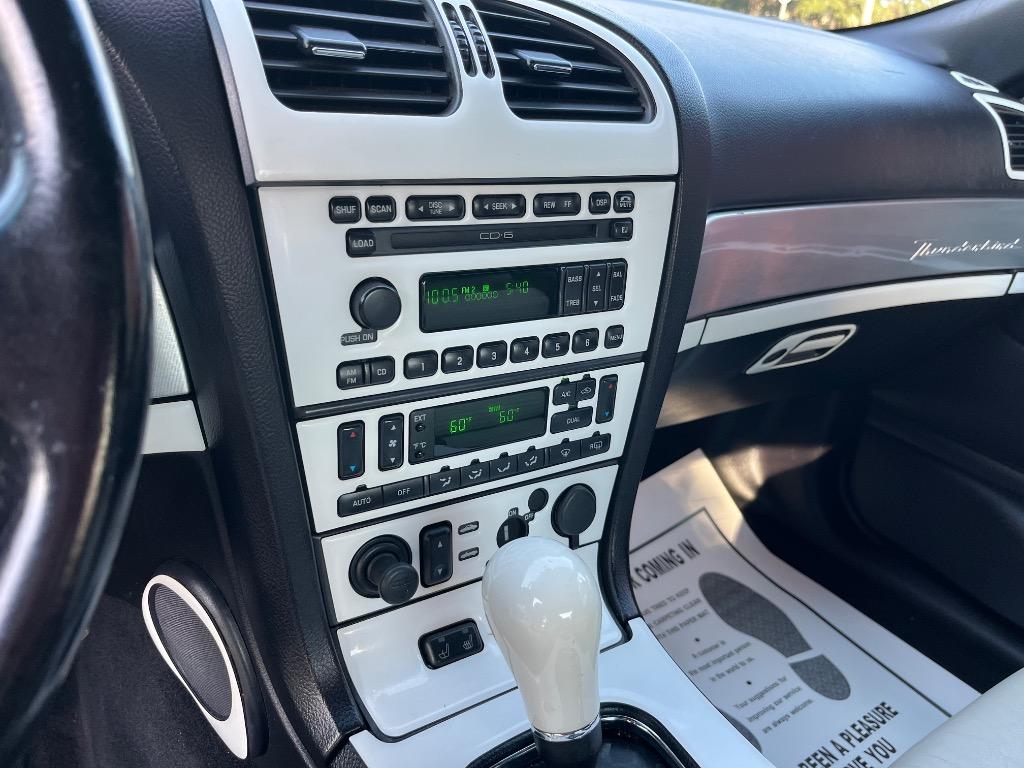 2003 Ford Thunderbird Deluxe - Photo 15