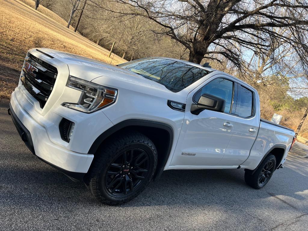 2019 GMC Sierra Base's photo